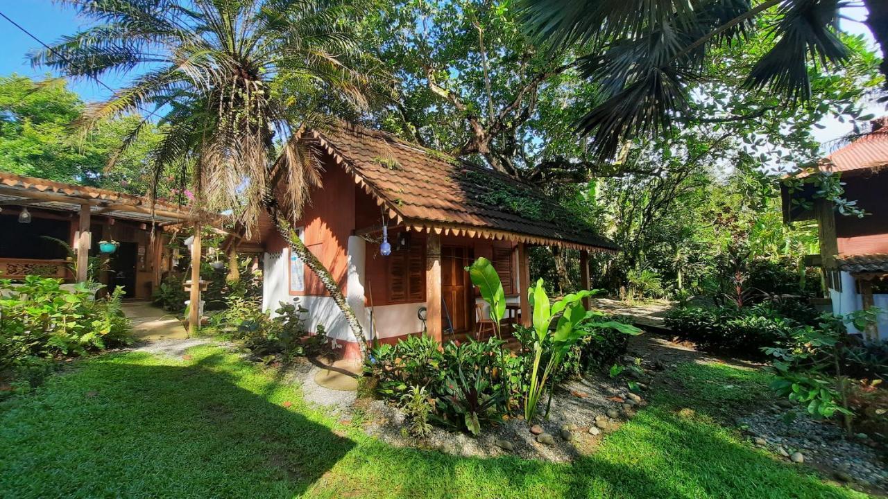 Chalet Y Cabinas Hibiscus Cahuita Buitenkant foto
