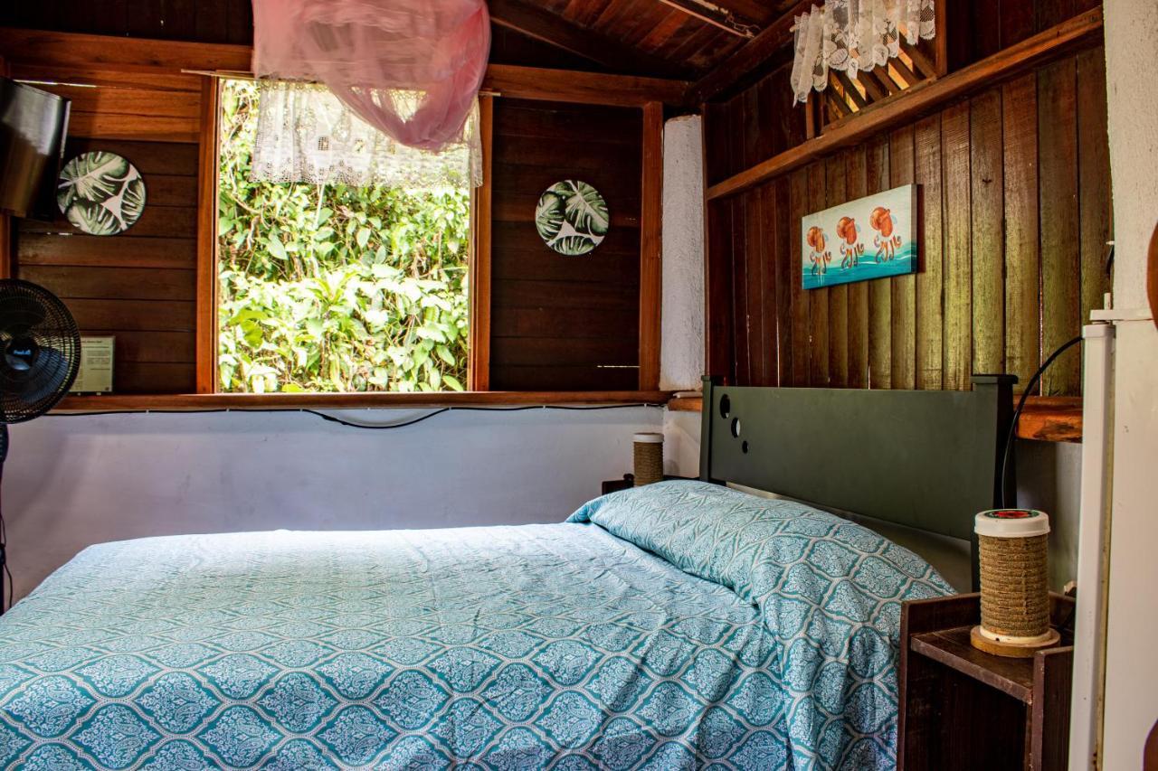 Chalet Y Cabinas Hibiscus Cahuita Buitenkant foto