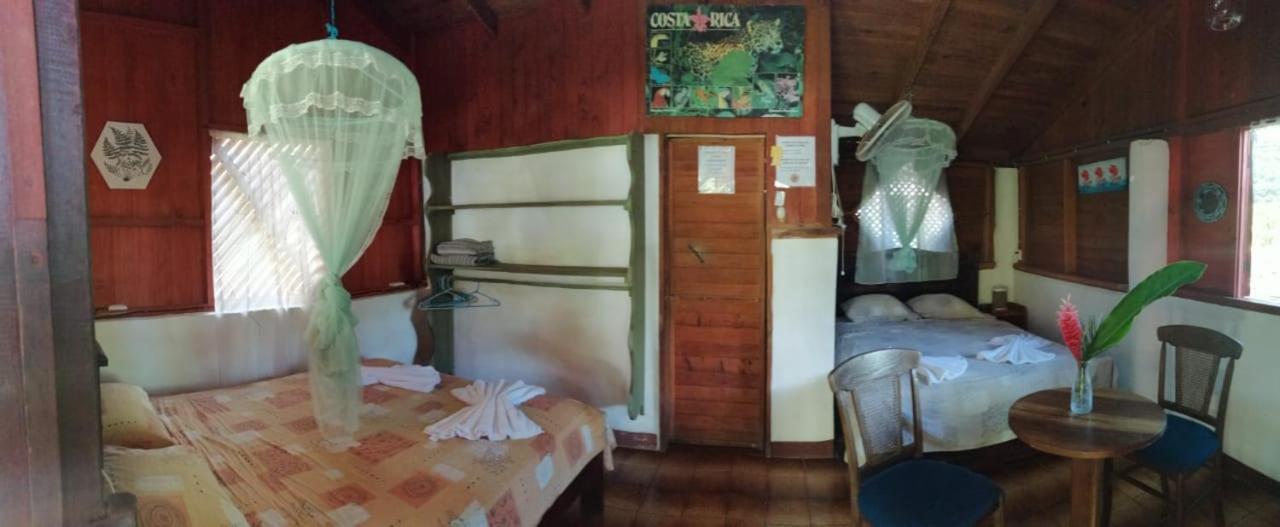 Chalet Y Cabinas Hibiscus Cahuita Buitenkant foto