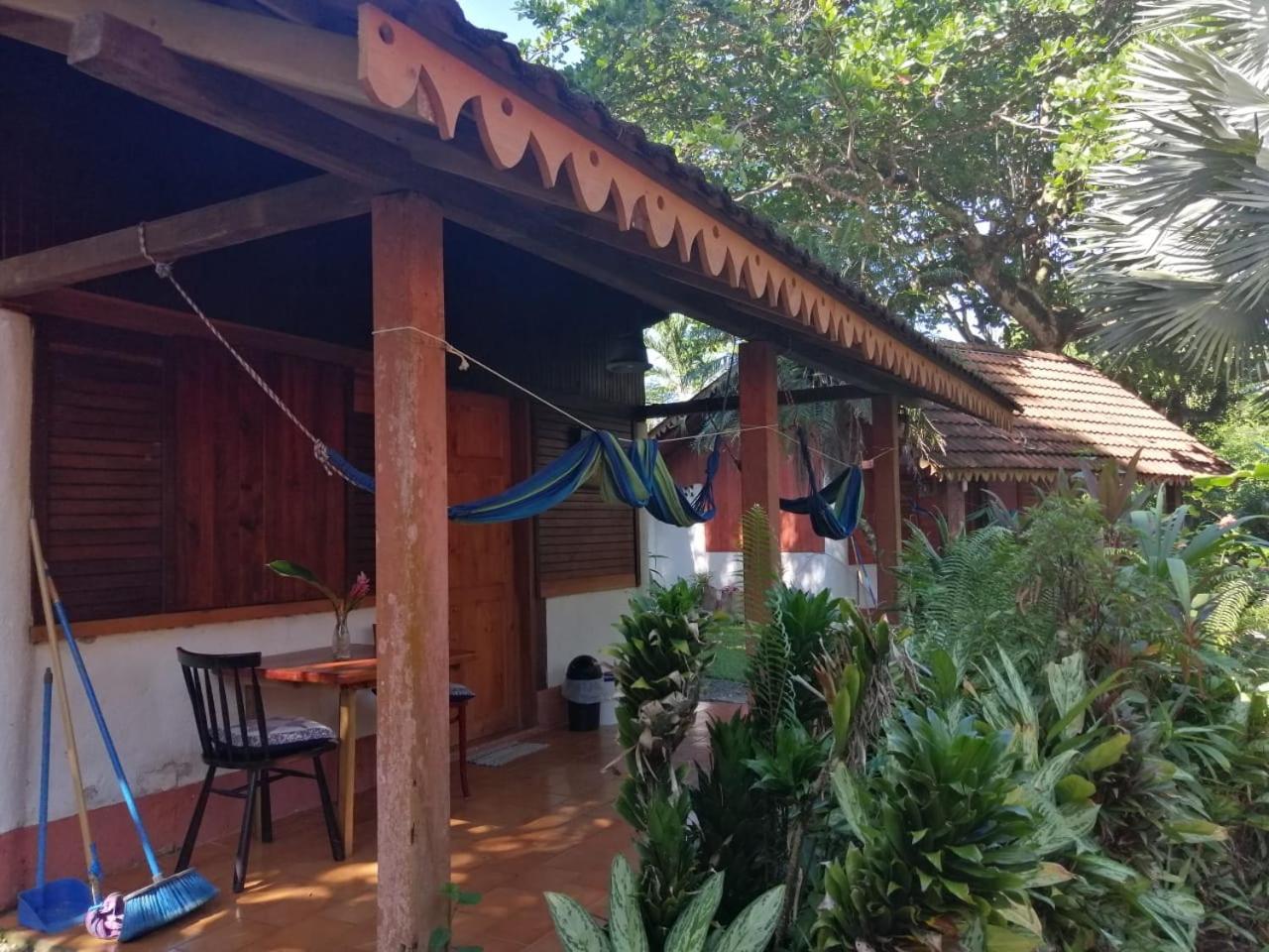 Chalet Y Cabinas Hibiscus Cahuita Buitenkant foto